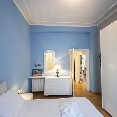 Trastevere 2 Bedroom Cozy *